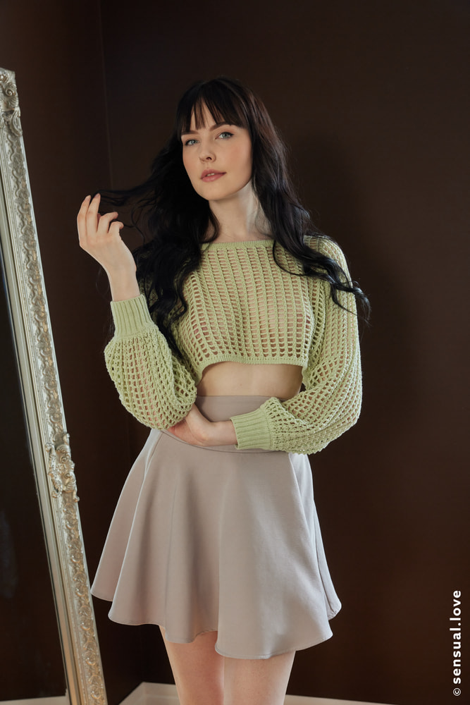Amelia Riven exclusive model photo